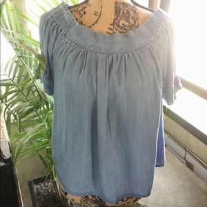 💠 Forever 21 Soft Denim Blouse 💠